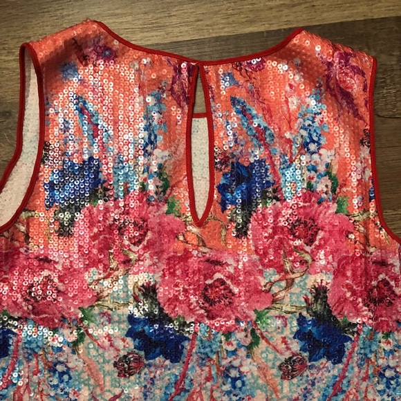 Floral Sequin Top - Picture 3 of 5
